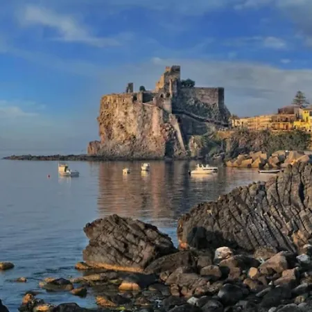 Porticciolo Sea View Aci Castello